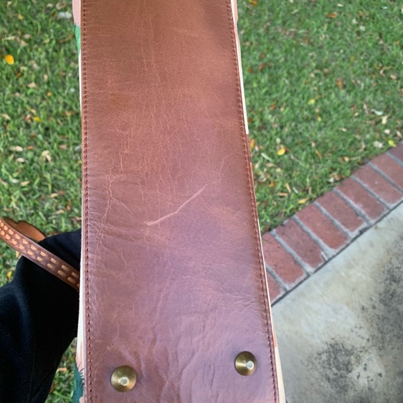 Isabella Fiore Beaded Western Motif Shoulder Bag/Tote EUC barely carried - Picture 13 of 16